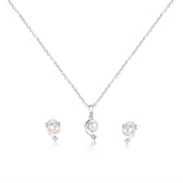 Ā Moonlit Grace Pearl Necklace Set