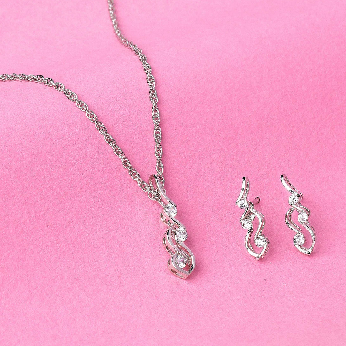 Dazzling Zirconia Set with Link Chain Made Using Premium 925 Sterling Silver